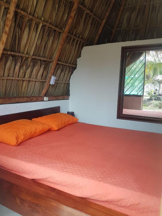 Mi Casa En La Playa Bed & Breakfast Escuintla Dış mekan fotoğraf