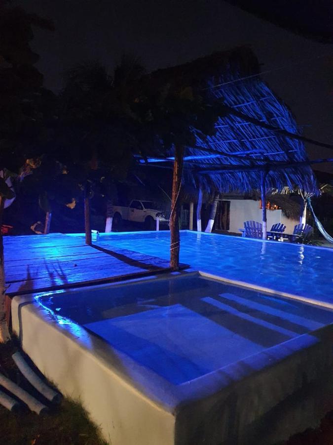 Mi Casa En La Playa Bed & Breakfast Escuintla Dış mekan fotoğraf